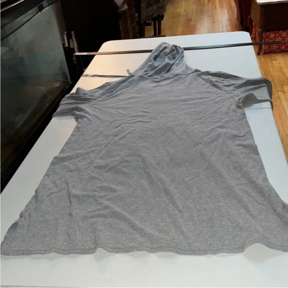 J. Crew size XL Gray hooded long loose sweatshirt cover up lounge wear